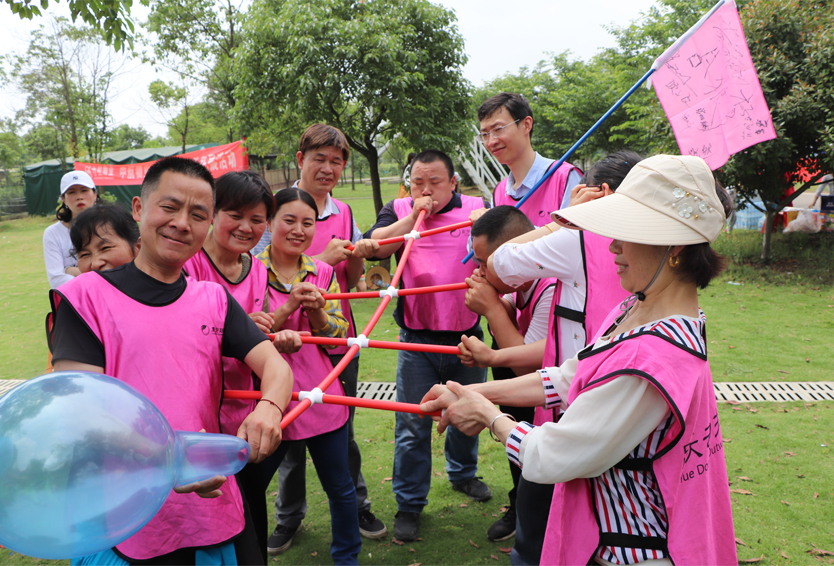 中航物業(yè)建行項(xiàng)目戶外拓展活動-7 副本.jpg